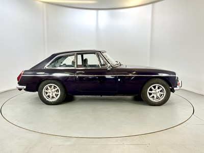 Lot 98 - 1974 MG BGT
