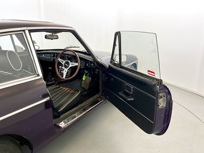 Lot 98 - 1974 MG BGT